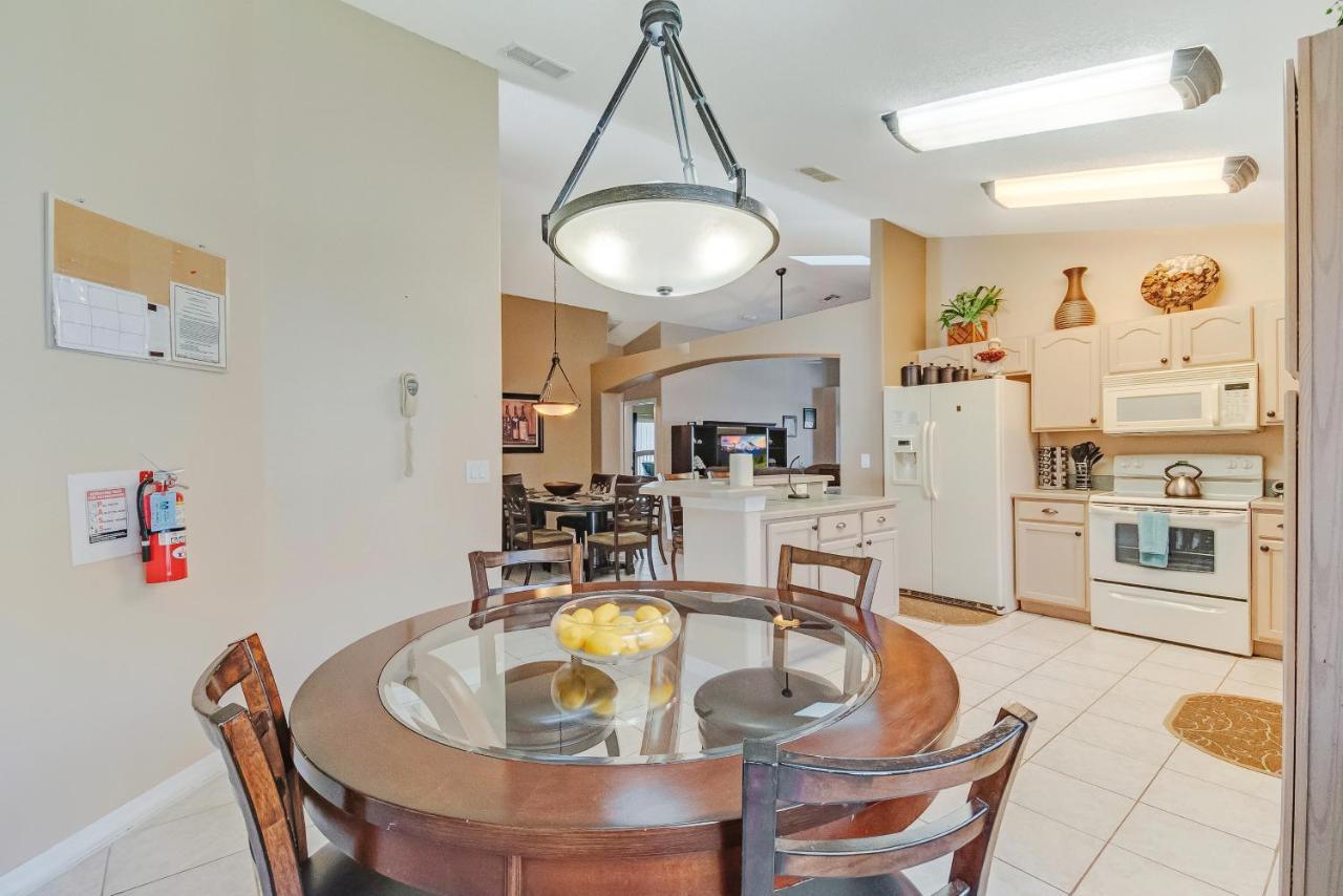 Two Master Bedrooms Pool Home Private Yard オーランド エクステリア 写真