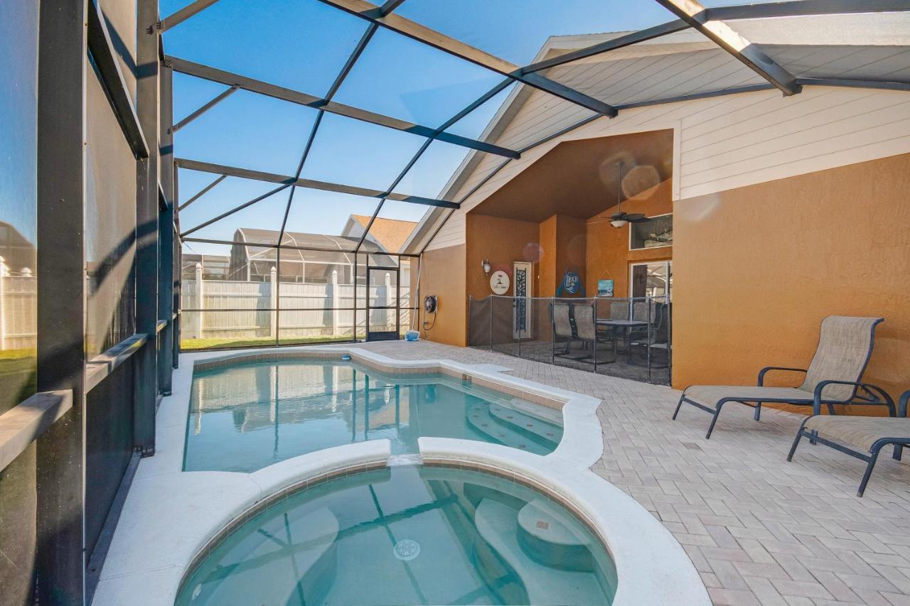 Two Master Bedrooms Pool Home Private Yard オーランド エクステリア 写真