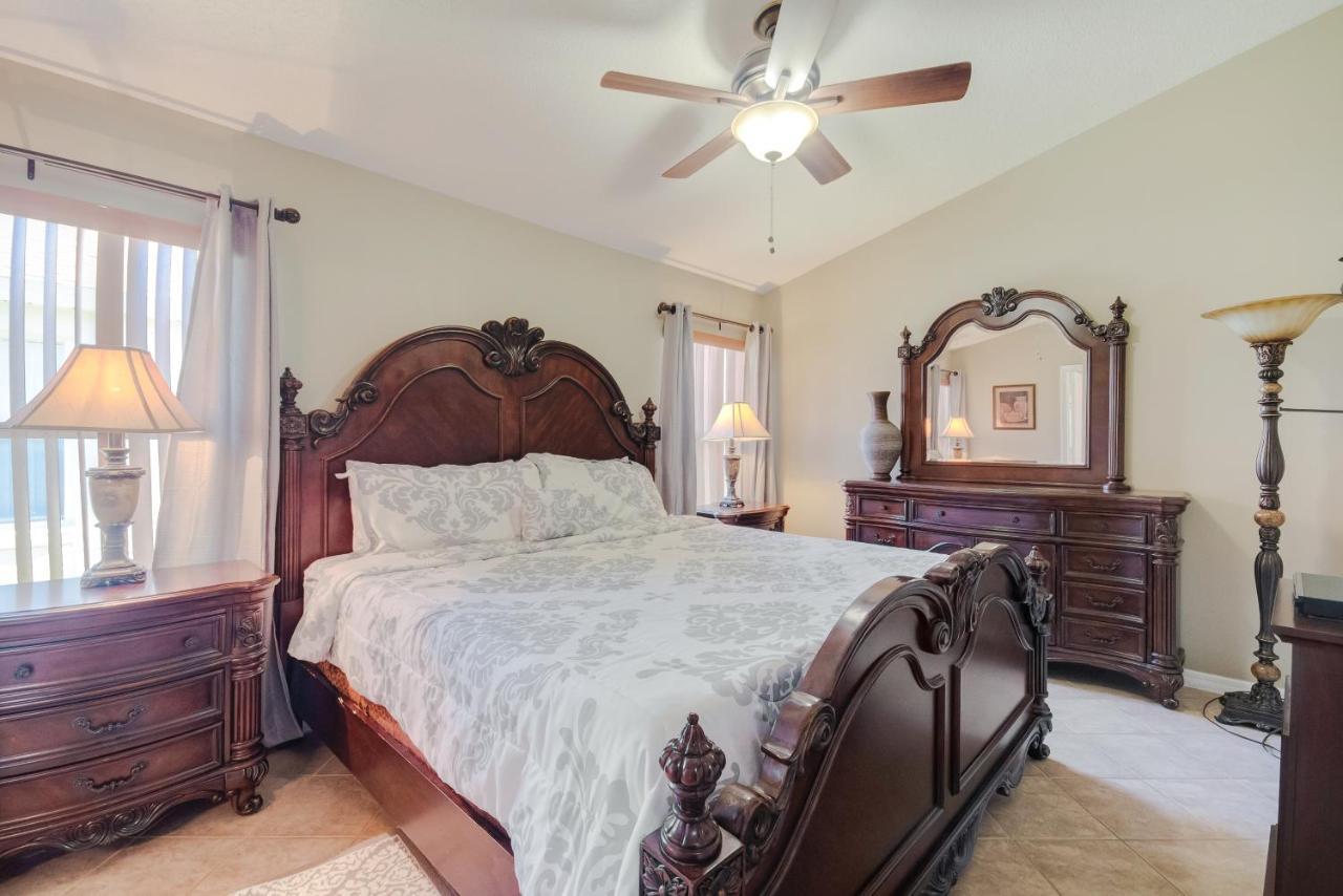 Two Master Bedrooms Pool Home Private Yard オーランド エクステリア 写真